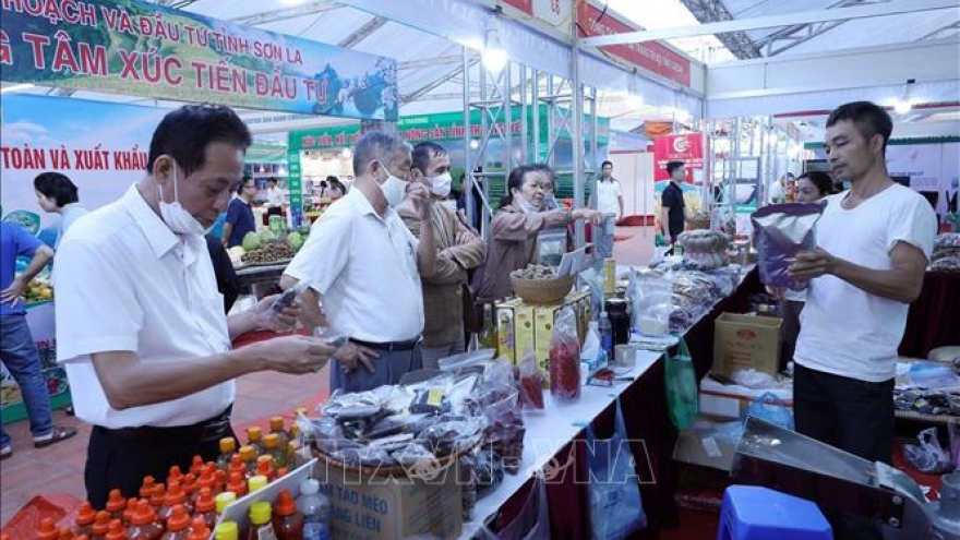 Vietnam-China international trade fair opens in Lang Son